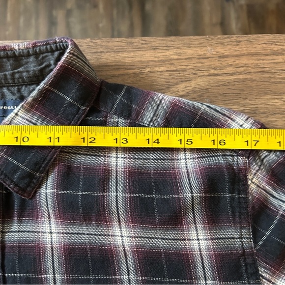 ❤️ Banana Republic Black and Red Plaid Casual 15-15 1/2 Shirt - Picture 8 of 12